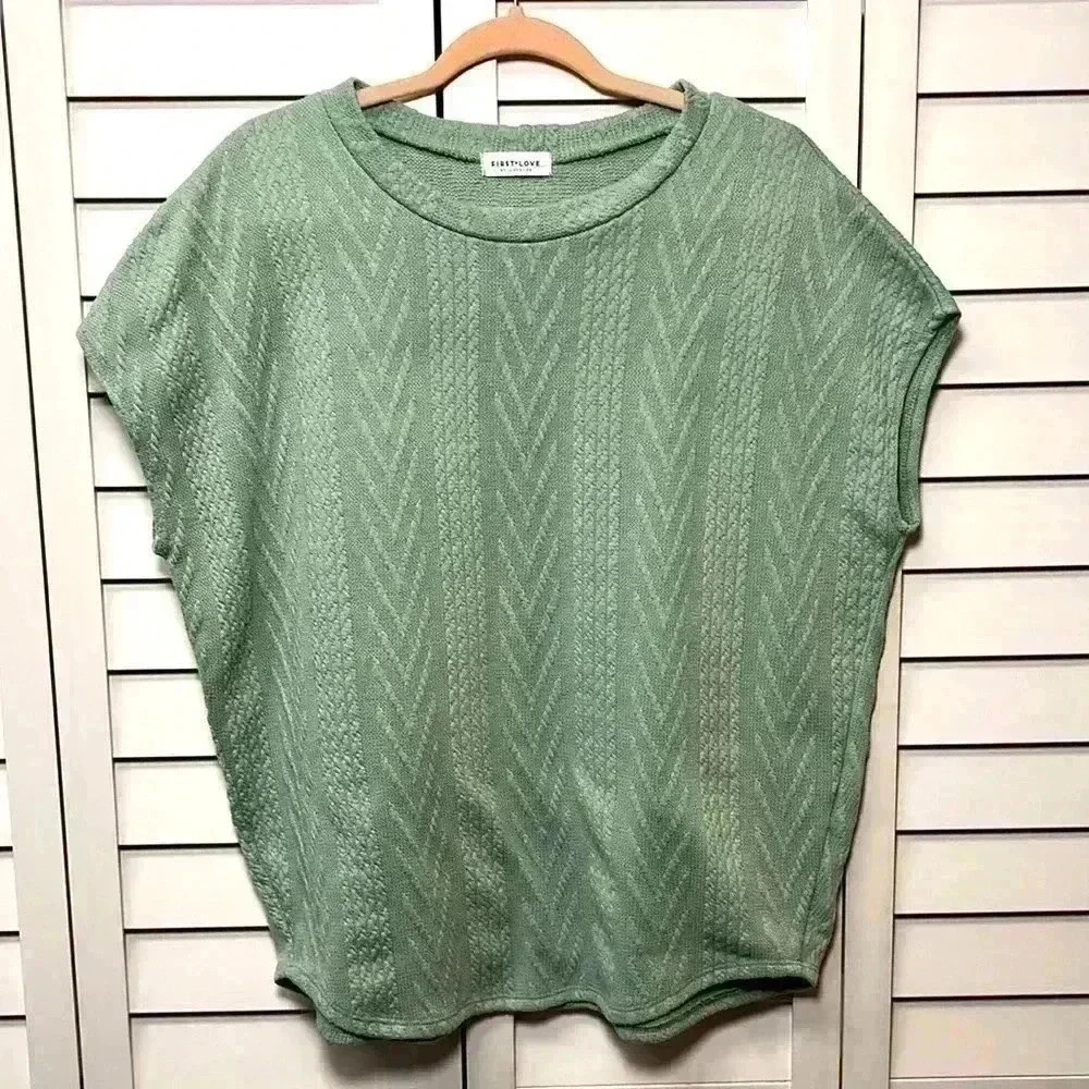 First Love Oversized Cocoon Top Size Small Sage Green